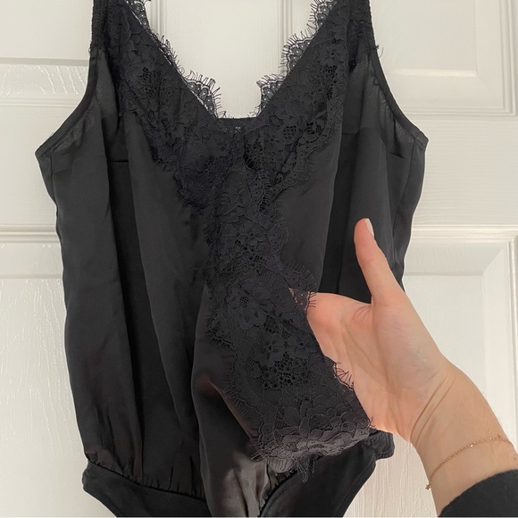 Abercrombie & Fitch Lace Bodysuit - Picture 2 of 11